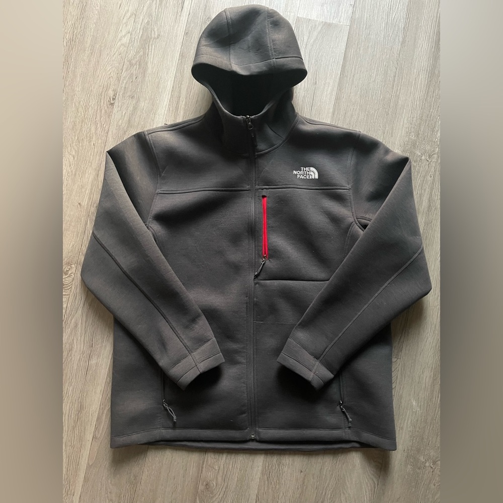 Men’s XL northface jacket.